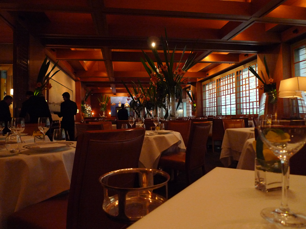 Interior_of_Le_Bernardin